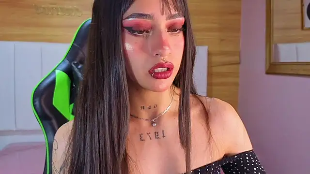 Abril Velvet a  online show from January 2026 12:33:02 PM