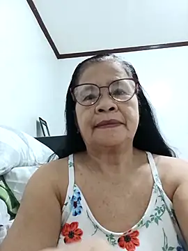 Snapshot of Sweet-Lita50 chatting on May 2026 11:32:02 PM Sweet-Lita50 online show from May 2026 11:32:02 PM