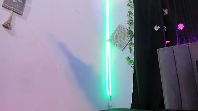 AkiraStone  online show from September 2025 12:53:01 PM