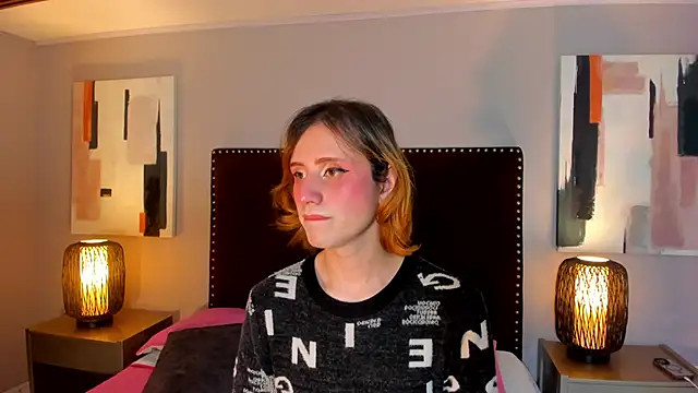 seraphine star online show from February 2026 01:13:02 AM