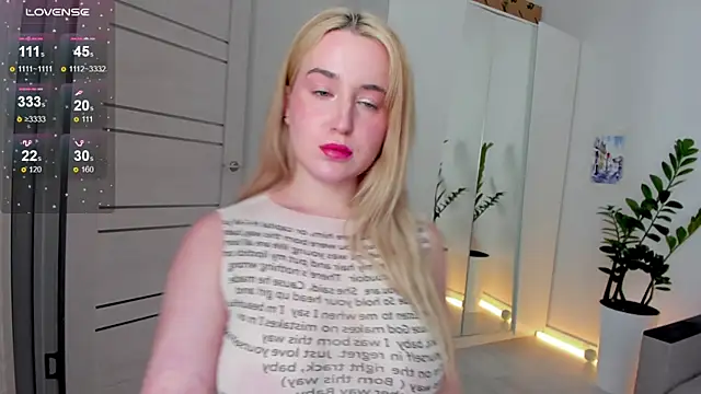 Snapshot of acidjuice0 chatting on October 2025 10:41:01 PM acidjuice0 online show from October 2025 10:41:01 PM