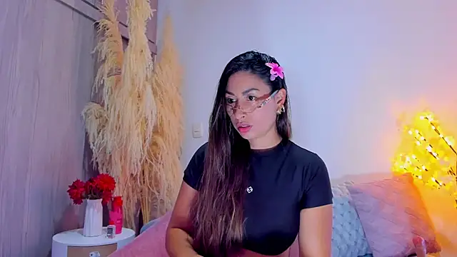 briana preston online show from April 2026 09:39:33 PM