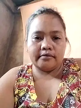 Snapshot of hot_mom13 chatting on September 2025 02:11:01 AM hot mom13 online show from September 2025 02:11:01 AM