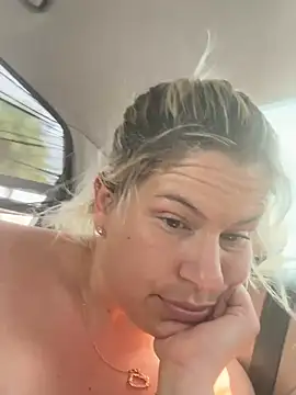 toomuchofafreak online show from March 2026 04:00:01 PM