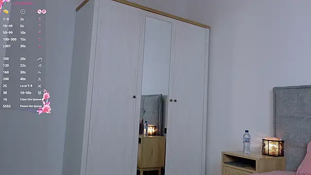 ada di online show from October 2025 07:05:02 AM