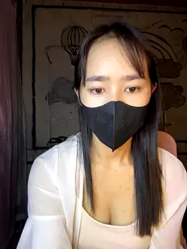 TiNa 04 online show from November 2025 11:49:02 PM