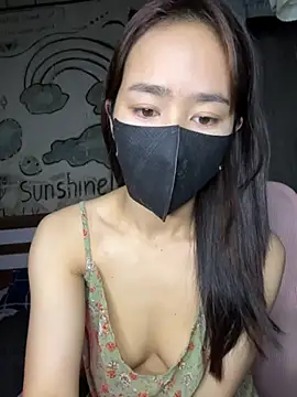 Snapshot of TiNa_04 chatting on January 2026 12:03:02 AM TiNa 04 online show from January 2026 12:03:02 AM