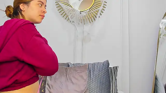 CharlotteBrownn  online show from October 2025 02:44:01 AM