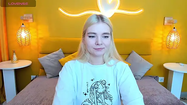 RuthBryant online show from October 2025 12:44:02 AM