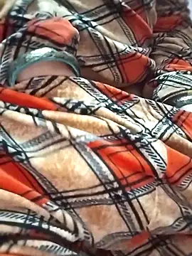 rani8008 online show from November 2025 04:40:02 PM