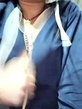 rani8008 online show from January 2026 07:00:01 AM