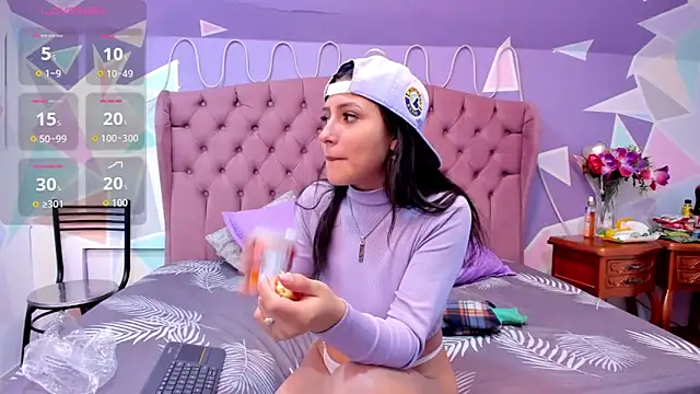 ZaharaSkylar online show from September 2025 11:45:01 AM