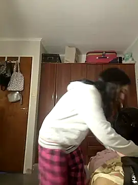 missapril0101 online show from April 2026 02:34:02 AM