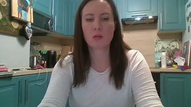 ALICAINWONDERLAND online show from November 2025 04:49:01 PM