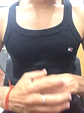 coupleyug online show from March 2026 11:39:02 AM