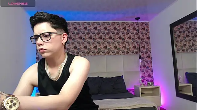 SpencerMontgomery online show from September 2025 07:51:02 PM