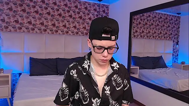 SpencerMontgomery online show from October 2025 04:29:02 PM