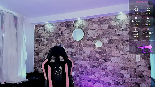 samiacooper25 online show from February 2026 10:19:02 PM