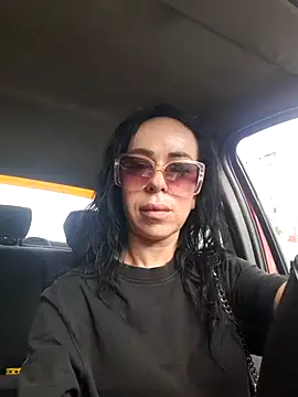 Snapshot of Rosaliemilaxxx chatting on October 2025 10:58:02 AM Rosaliemilaxxx online show from October 2025 10:58:02 AM