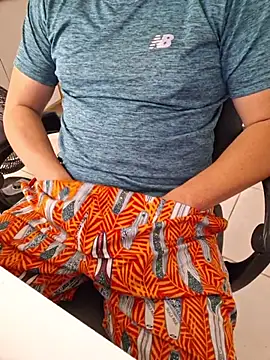 Carloskasado online show from January 2026 12:31:01 PM