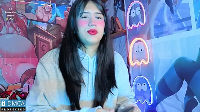 sofia sstone online show from October 2025 11:11:01 AM