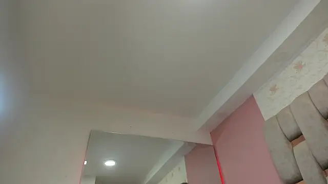 cloe spencerr online show from October 2025 12:50:01 PM