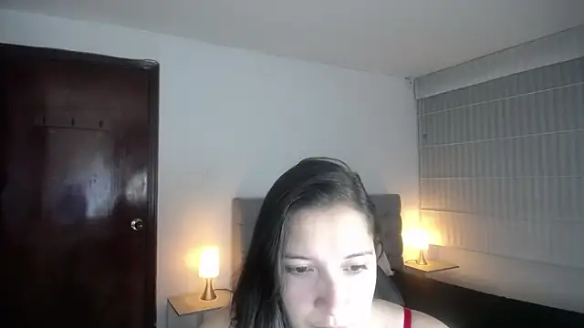 Agatha bellucci  online show from September 2025 01:01:01 PM