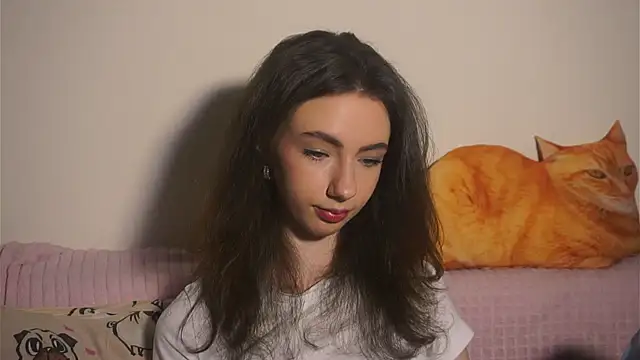 DeneenTurja online show from November 2025 10:39:02 AM