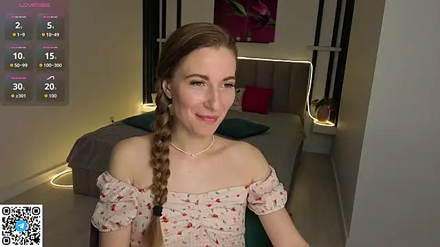 MiaCarver online show from September 2025 08:27:01 AM