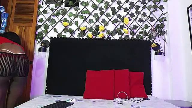 vzoeycooper online show from October 2025 02:28:01 AM