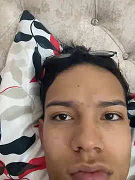 diegoand0911 online show from April 2026 01:11:01 PM