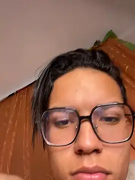 diegoand0911 online show from April 2026 05:12:02 PM