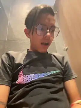 diegoand0911 online show from April 2026 06:32:02 PM