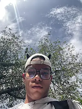 diegoand0911 online show from June 2026 09:20:02 PM
