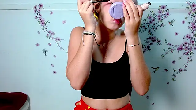 Angel Megan online show from December 2025 12:00:01 PM