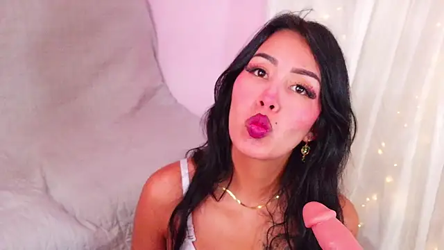 Snapshot of Miss_Charlottet chatting on June 2026 10:03:02 PM Miss Charlottet online show from June 2026 10:03:02 PM