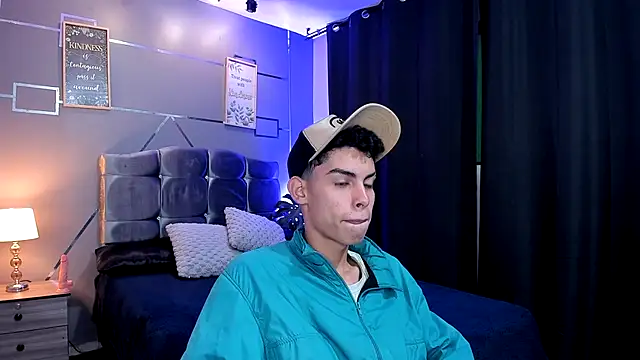 Snapshot of Room_69x chatting on September 2025 02:17:01 PM Room 69x online show from September 2025 02:17:01 PM