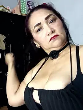 linda luna29 online show from January 2026 04:58:02 AM