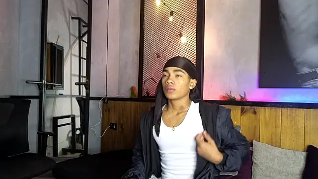 AlanCutee online show from February 2026 12:36:02 PM