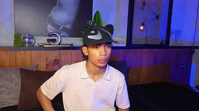 AlanCutee online show from April 2026 11:46:02 AM