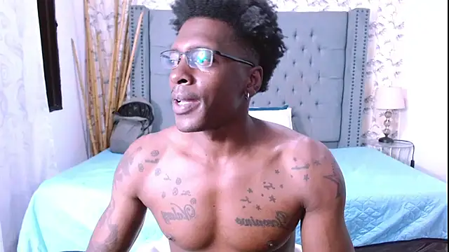 Snapshot of adesstone chatting on September 2025 02:11:02 AM adesstone online show from September 2025 02:11:02 AM