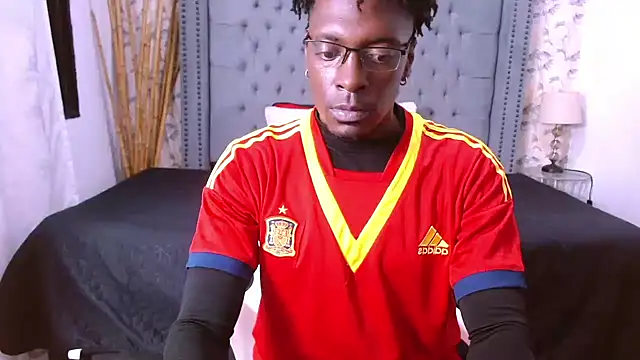 Snapshot of adesstone chatting on October 2025 04:55:02 AM adesstone online show from October 2025 04:55:02 AM