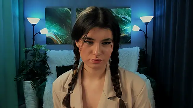 AnoraDark online show from September 2025 06:18:01 PM