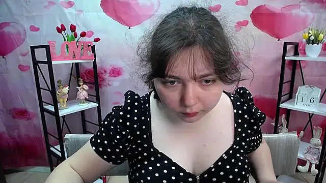 NeonilaLisova online show from April 2026 05:08:02 AM