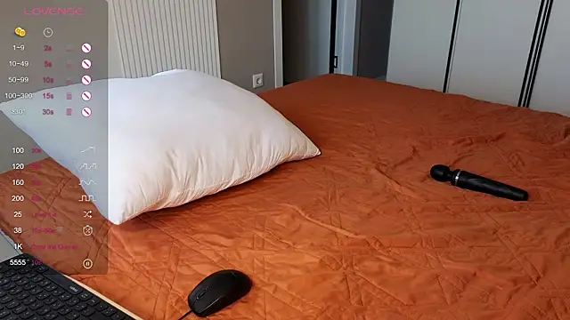 brightrays    online show from March 2026 01:57:01 AM