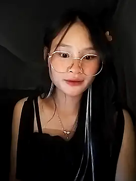 Snapshot of saronla_03 chatting on September 2025 03:17:02 PM saronla 03 online show from September 2025 03:17:02 PM