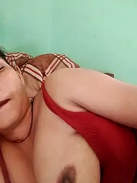 Snapshot of Chandrakanta-Devi chatting on June 2026 06:45:01 AM Chandrakanta-Devi online show from June 2026 06:45:01 AM