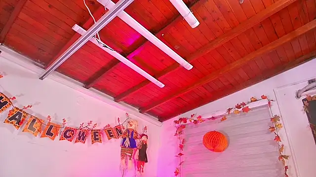 Snapshot of emma_madi chatting on October 2025 12:06:01 PM emma madi online show from October 2025 12:06:01 PM