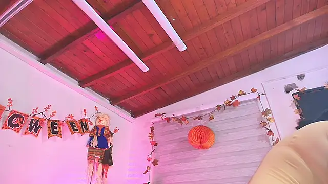 Snapshot of emma_madi chatting on October 2025 12:01:02 PM emma madi online show from October 2025 12:01:02 PM