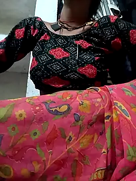 Snapshot of Juhi_chawla chatting on October 2025 11:26:02 PM Juhi chawla online show from October 2025 11:26:02 PM